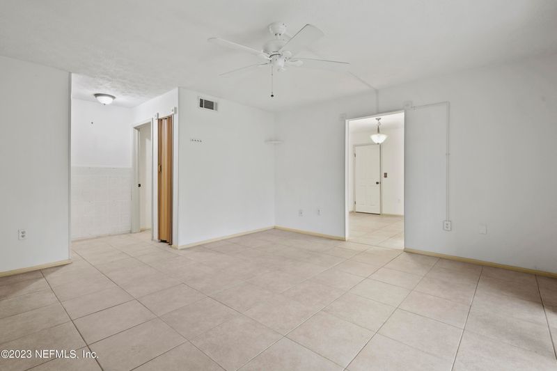 5201 Atlantic Blvd #69, Jacksonville, FL 32207