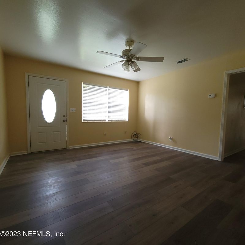 5201 Fredericksburg Ave, Jacksonville, FL 32208