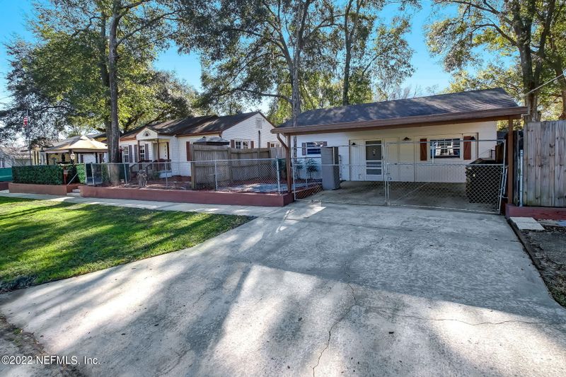 5214 Birkenhead Rd, Jacksonville, FL 32210
