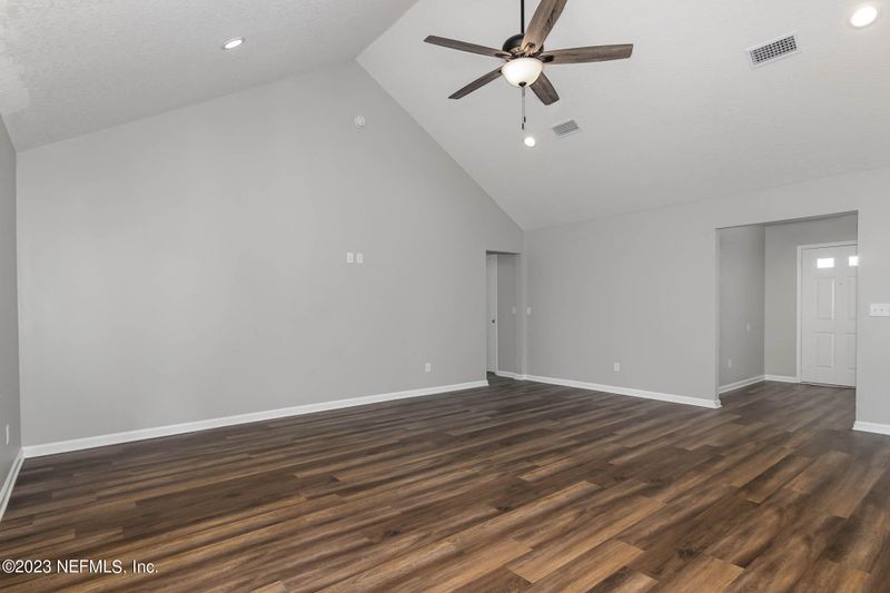 522 Kevin Dr, Orange Park, FL 32073