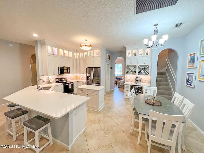 5220 Camelot Forest Dr, Jacksonville, FL 32258