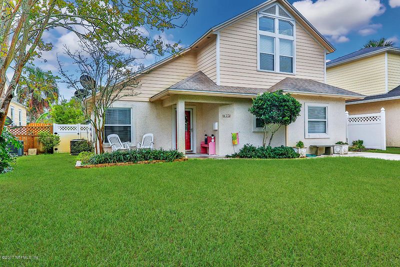 523 Myra St, Neptune Beach, FL 32266
