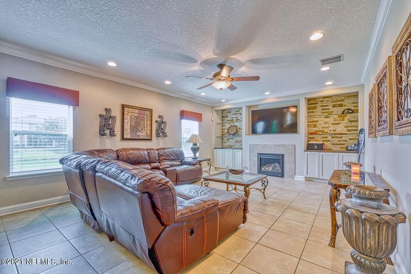 5230 Cattle Crossing Way, Jacksonville, FL 32226