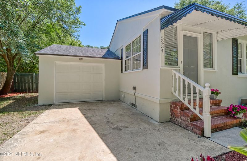 5234 Attleboro St, Jacksonville, FL 32205