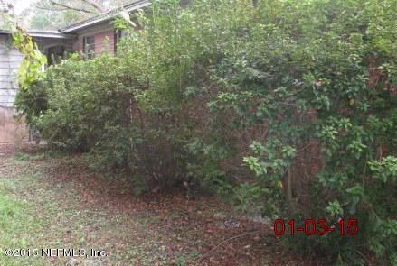 5234 Quan Dr, Jacksonville, FL 32205
