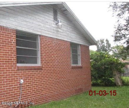 5234 Quan Dr, Jacksonville, FL 32205