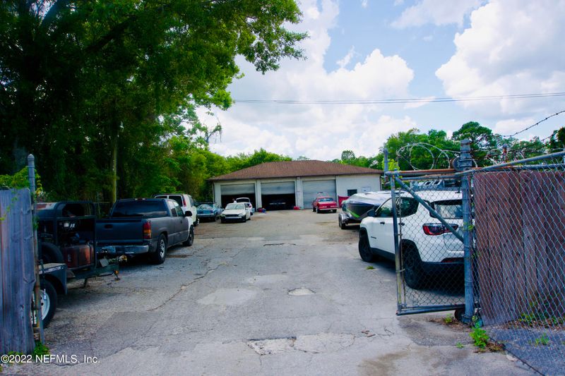 5236 Ricker Rd #1, Jacksonville, FL 32210