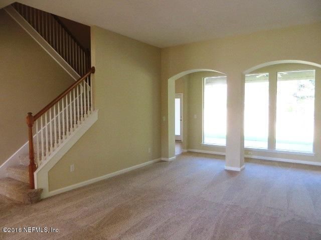 5237 Summit Lake Dr, Jacksonville, FL 32258