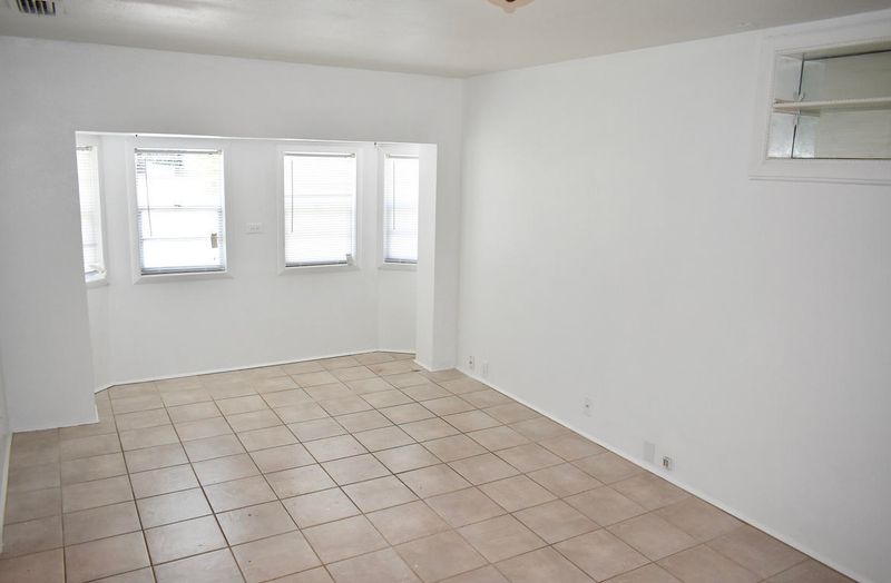 5241 Helm Ave, Jacksonville, FL 32244