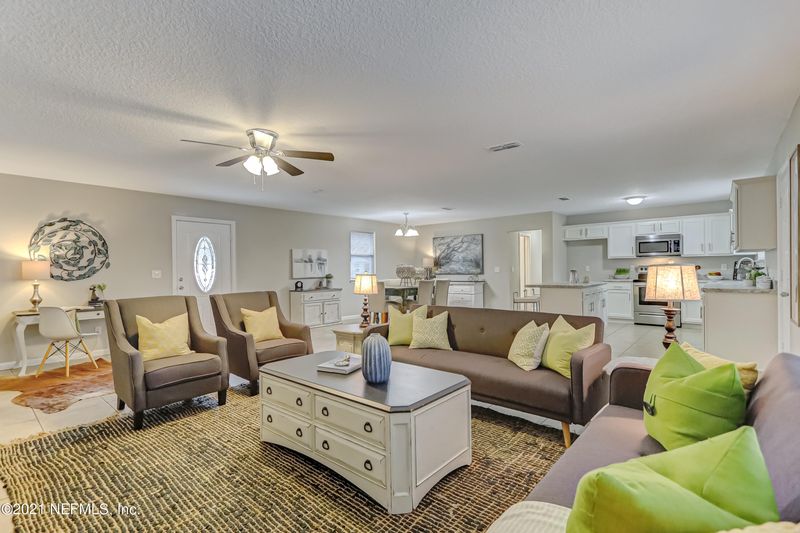 5242 Seaspray Ave, Jacksonville, FL 32244