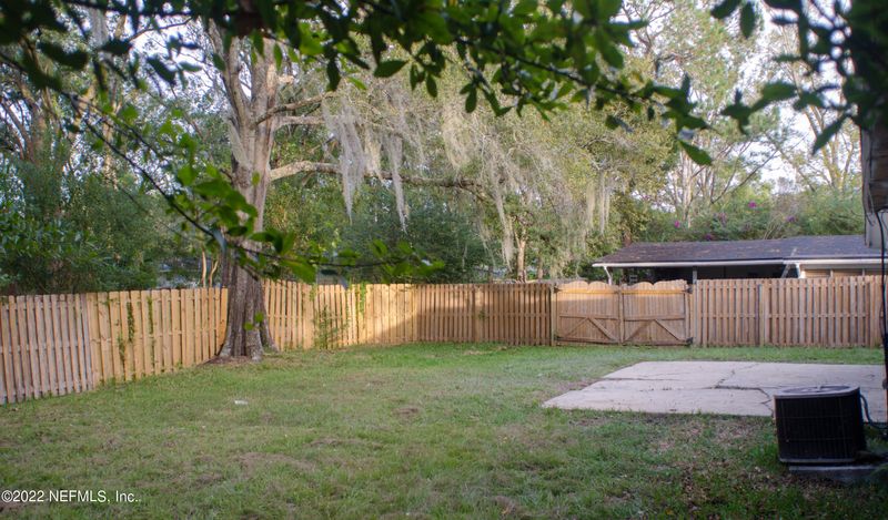 5243 Kylan Dr N, Jacksonville, FL 32209