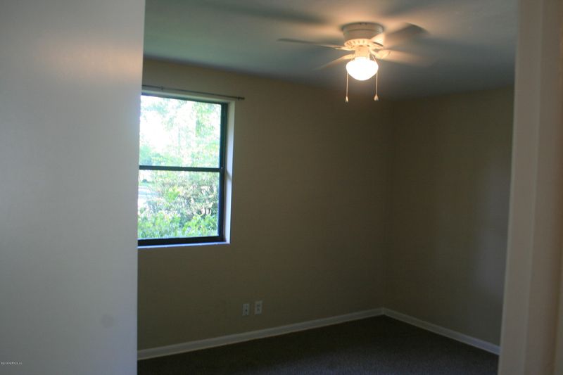 5247 Alpha Ave, Jacksonville, FL 32205