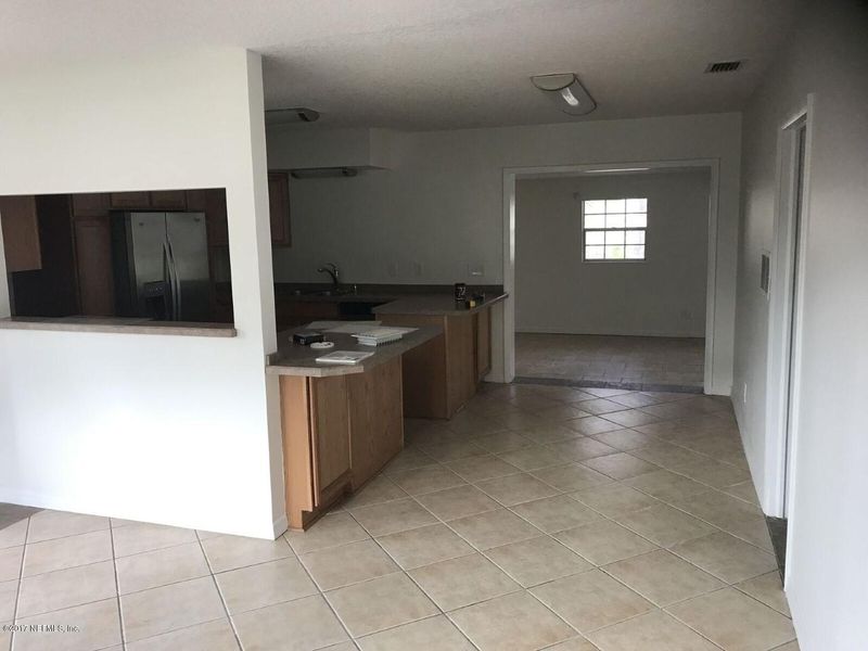 5249 Damascus Rd S, Jacksonville, FL 32207