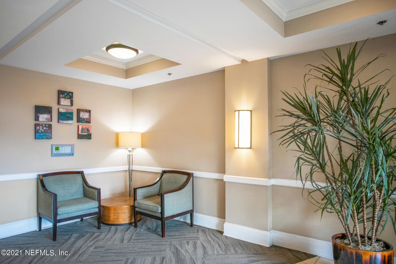 525 3rd St N #402, Jacksonville Beach, FL 32250