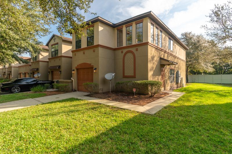 5251 Brighton Park Ln, Jacksonville, FL 32210