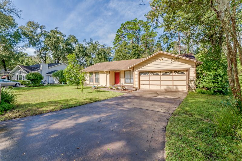 5251 Tilting Oaks Ct W, Jacksonville, FL 32258