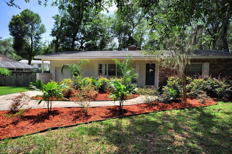 526 Jasmine Rd, St Augustine, FL 32086