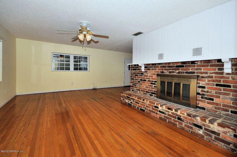 526 Jasmine Rd, St Augustine, FL 32086