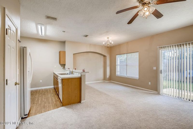 5260 Collins Rd #1503, Jacksonville, FL 32244