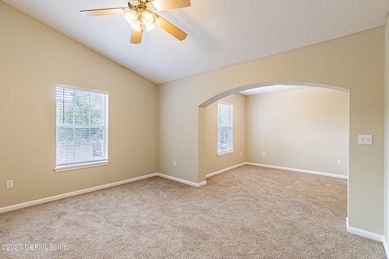 5260 Collins Rd #803, Jacksonville, FL 32244