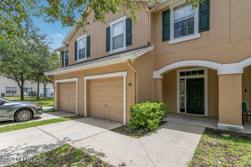 5260 Collins Rd #902, Jacksonville, FL 32244