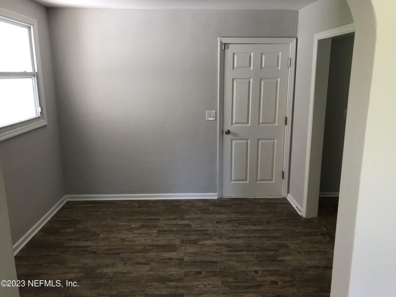 5260 Poppy Dr, Jacksonville, FL 32205