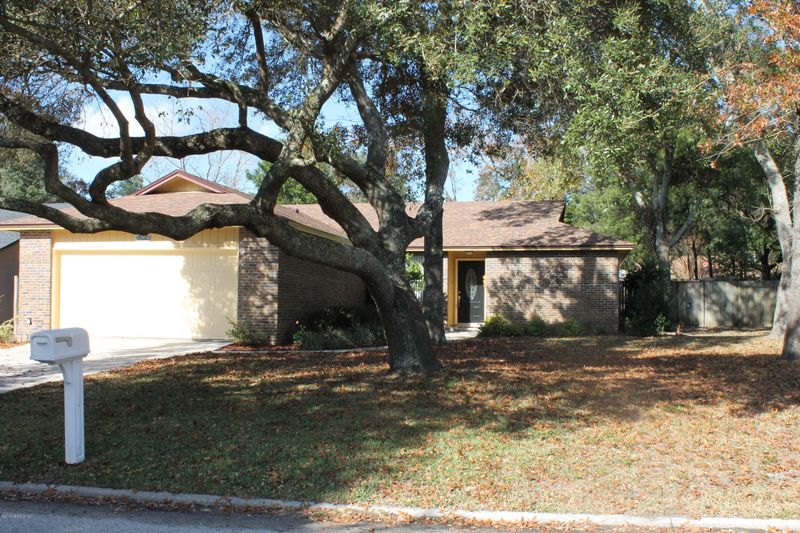 5269 Cluster Oaks Ct, Jacksonville, FL 32258