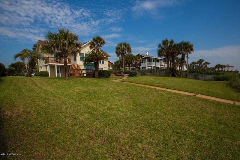 528 Ocean Front, Neptune Beach, FL 32266