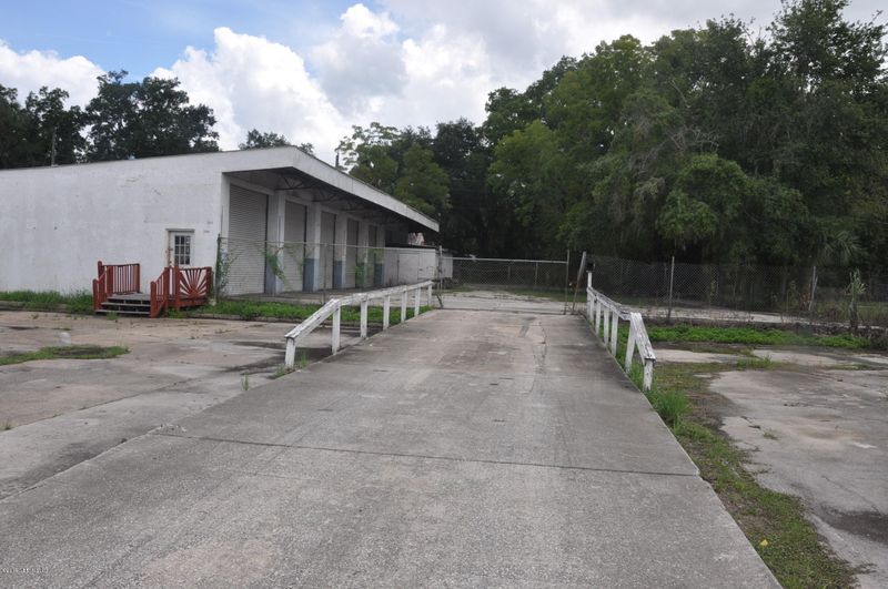 528 S Walnut St, Starke, FL 32091
