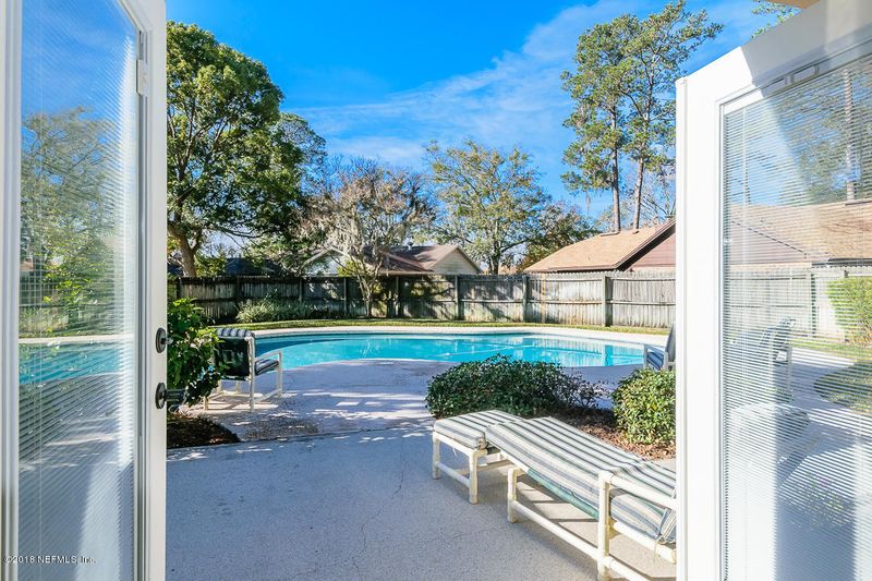 5282 Riverton Rd, Jacksonville, FL 32277