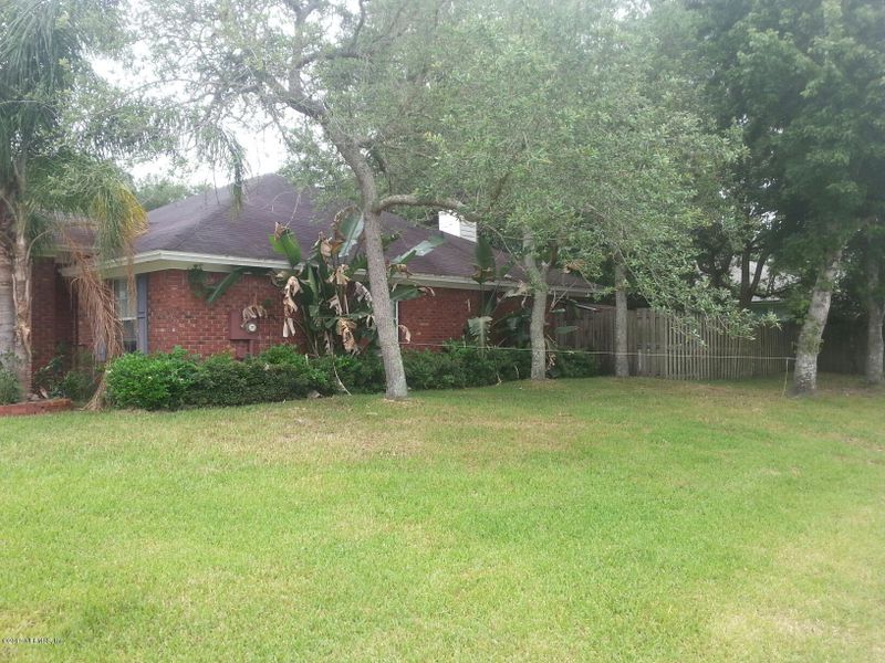529 Sparrow Branch Cir, St Johns, FL 32259