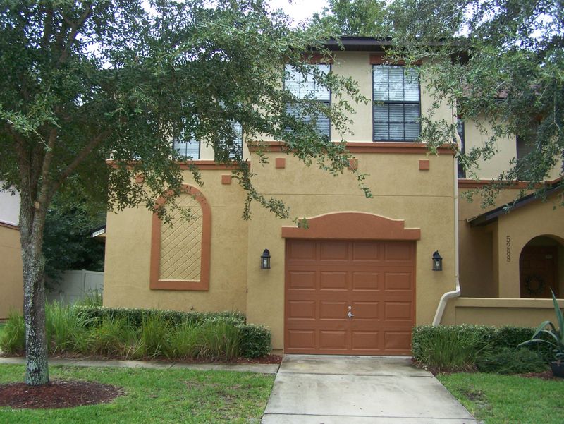 5290 Brighton Park Ln, Jacksonville, FL 32210
