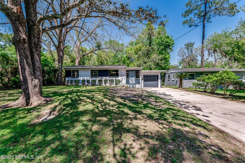 5303 Sharon Ter, Jacksonville, FL 32207