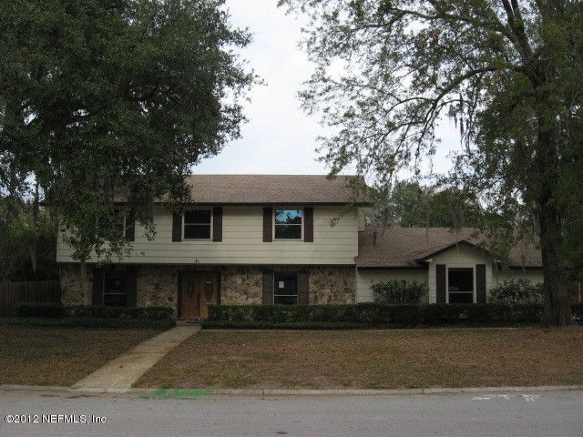 5305 Golf Course Dr, Jacksonville, FL 32277