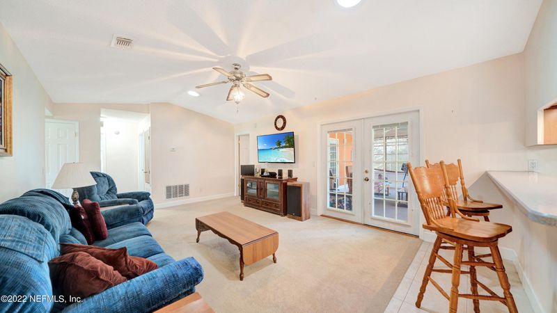 5317 Lamar Shaw Ct, Jacksonville, FL 32258