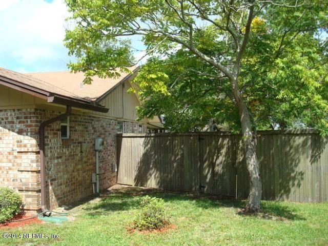532 Paddock Ln, Orange Park, FL 32073