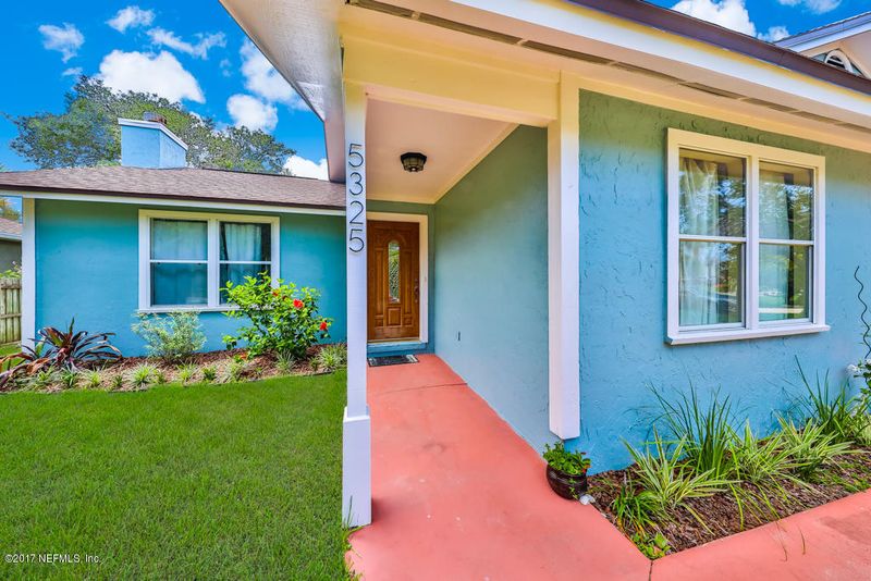 5325 4th St, St Augustine, FL 32080