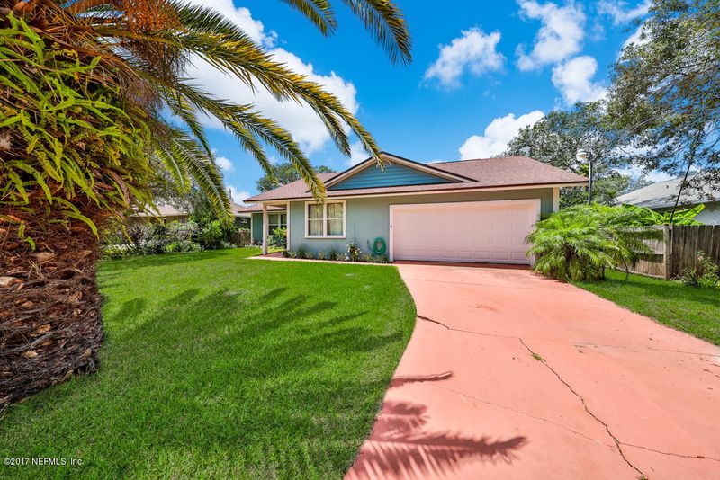 5325 4th St, St Augustine, FL 32080