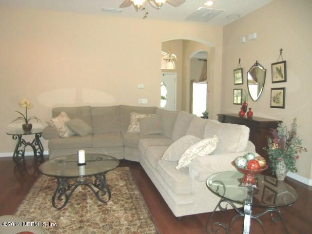 5326 Skylark Manor Dr, Jacksonville, FL 32257