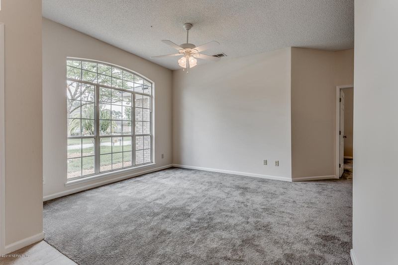 5328 Blue Pacific Dr W, Jacksonville, FL 32257