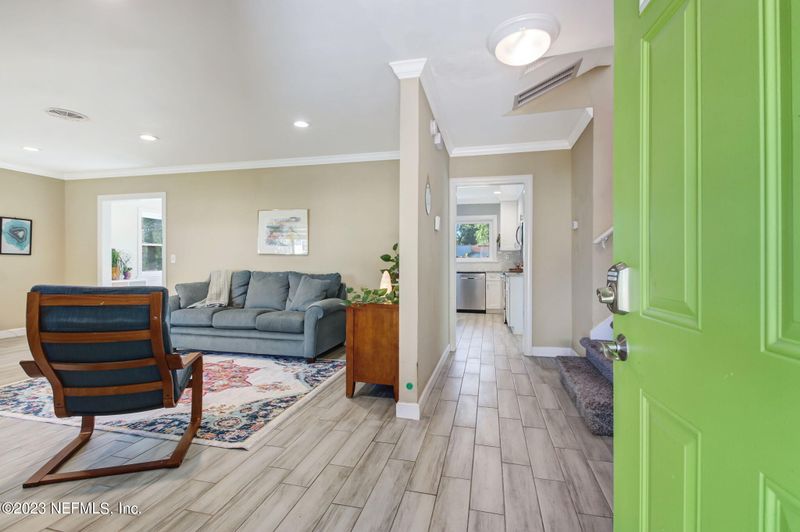 5328 Playa Way, Jacksonville, FL 32211