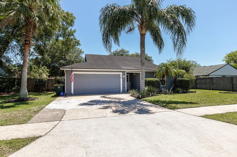 5330 Calf Rope Ln, Jacksonville, FL 32257