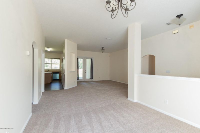 5333 Knightsgate Ct, Jacksonville, FL 32244