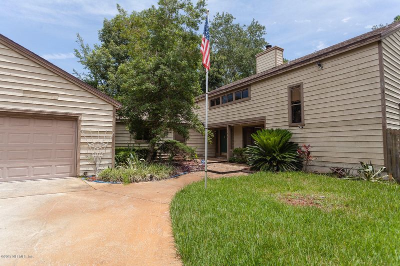 5342 E Oak Bay Dr, Jacksonville, FL 32277