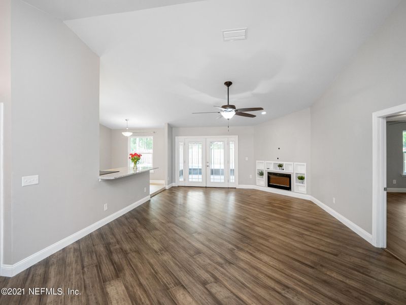 5348 Sidesaddle Dr, Jacksonville, FL 32257