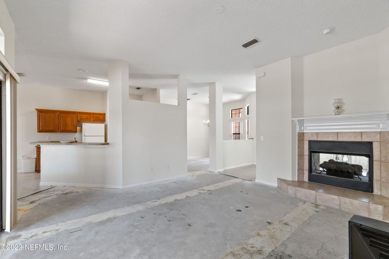 5357 Whitecastle Ct, Jacksonville, FL 32244