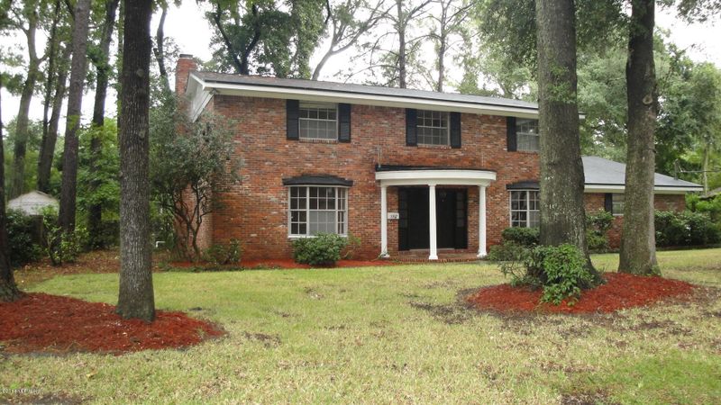 5367 Golf Course Dr, Jacksonville, FL 32277