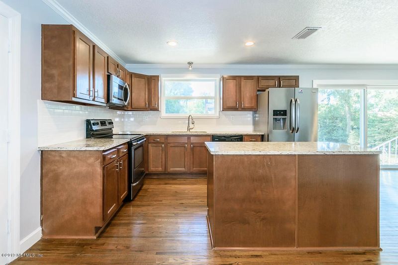 5368 Selton Ave, Jacksonville, FL 32277