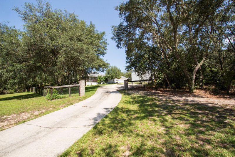 5373 Last Frontier Ln, Keystone Heights, FL 32656
