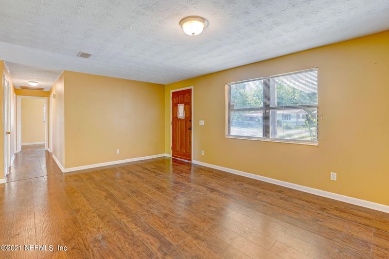 5373 Marybudd Ave, Jacksonville, FL 32254